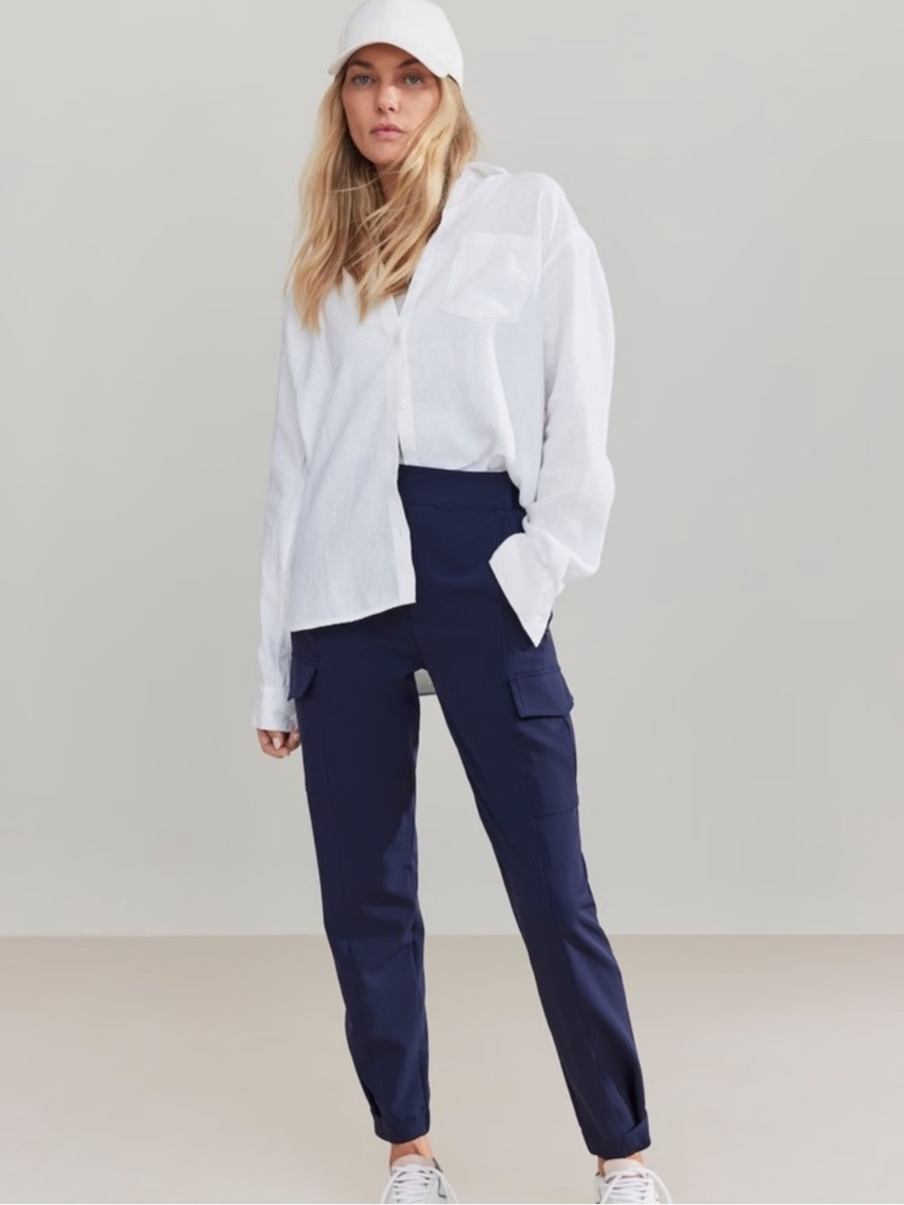 Athleta | Endless High-Rise Navy Cargo Jogger Pants